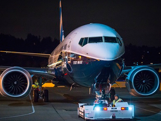 Boeing’s 737 MAX 9 makes its debut