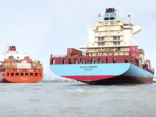 Maersk clocks $1 billion profit in container shipping business in 2017