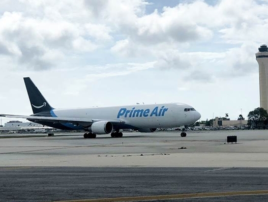 Amazon Air launches double-daily freighter service to Miami Airport Amazon Air launches double-daily freighter service to Miami Airport