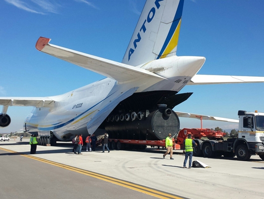 Antonov Airlines transports mining cargo from Chile to Argentina in 39 minutes