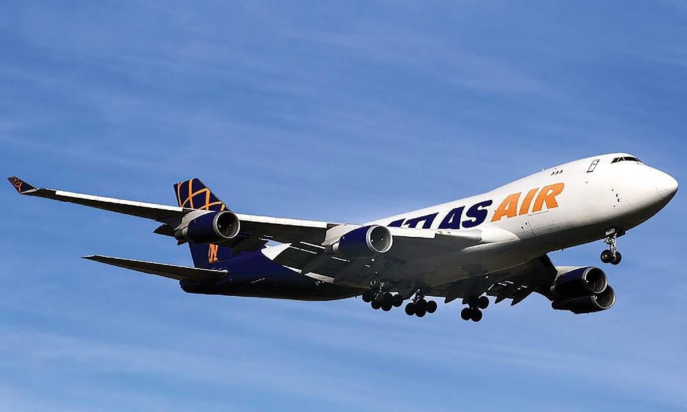 Atlas Air sign contract for 747-400 freighter with FedEx Atlas Air sign contract for 747-400 freighter with FedEx