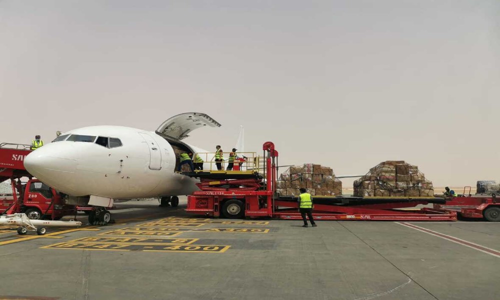 Aviation Horizon, Air One Aviation join hands for regional 737-400SF cargo services launch