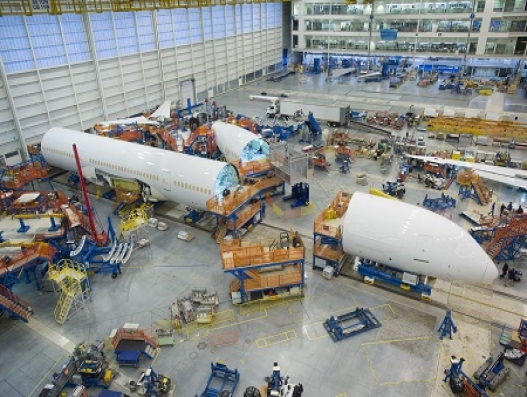 Boeing begins final assembly on first 787-10 Dreamliner