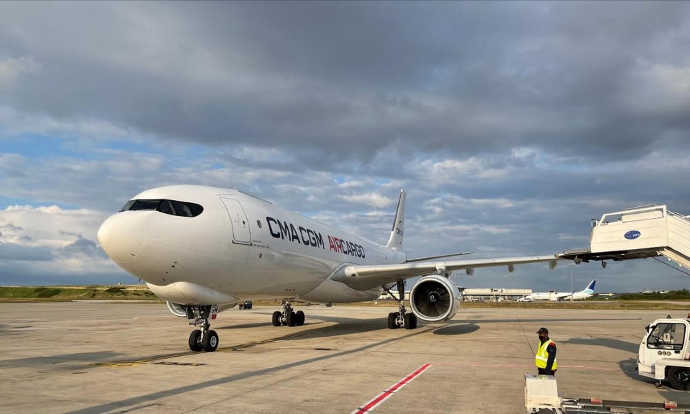 CMA CGM transport medical equipment between Paris and the French West Indies