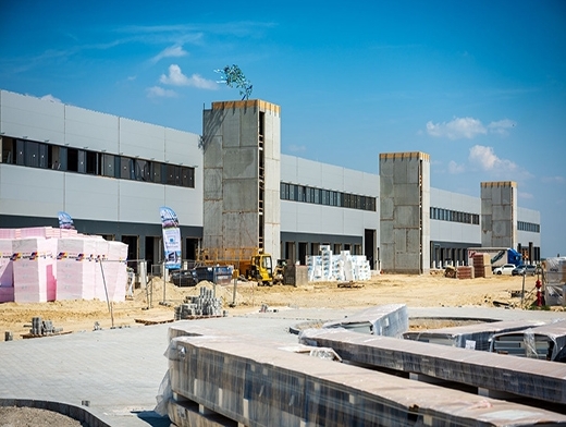 Construction milestone for Budapest Airport’s new freight terminal
