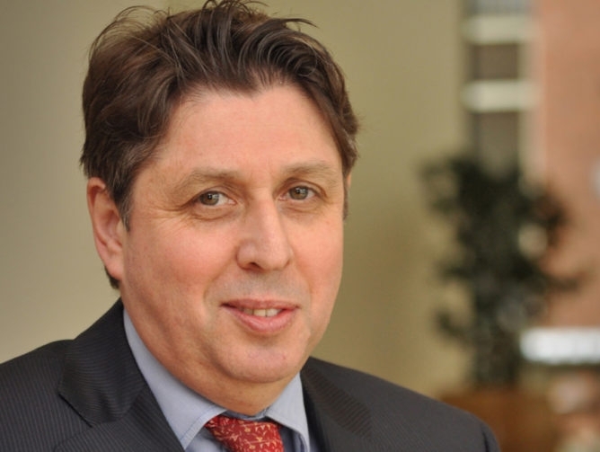 Chris Welsh retires from UKs Freight Transport Association Chris Welsh retires from UKs Freight Transport Association