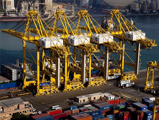 DP World posts double-digit growth in revenue in H1