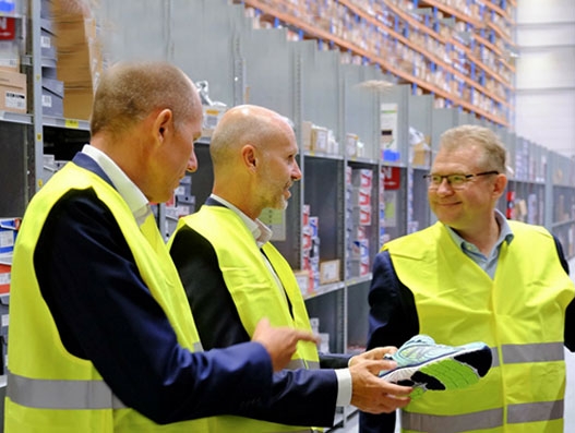 DSV opens new 83,000 m2 Netherlands warehouse for consumer brands