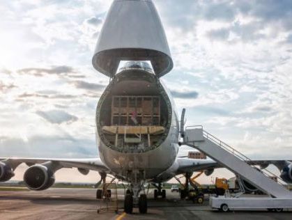 DSV expands its air charter network on key trade lanes