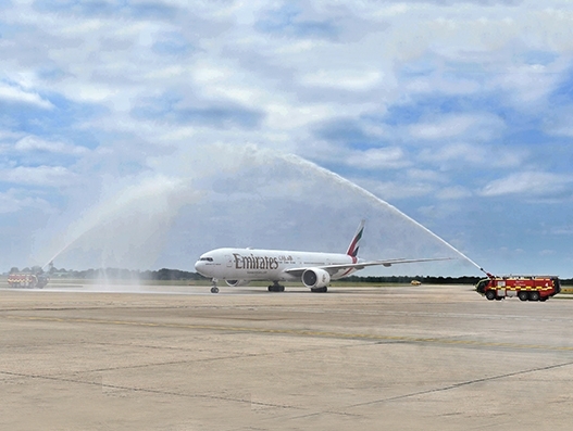 Emirates’ inaugural flight from Dubai to London Stansted Emirates’ inaugural flight from Dubai to London Stansted