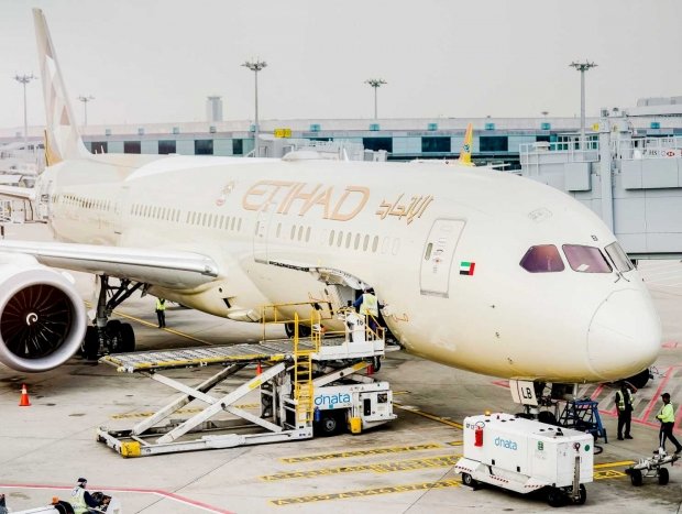 Etihad Cargo and dnata extend alliance and enter North America and South Asia Pacific Etihad Cargo and dnata extend alliance and enter North America and South Asia Pacific
