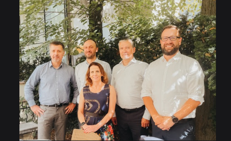 Hellmann and Hella Polska extend cooperation for four years Hellmann and Hella Polska extend cooperation for four years