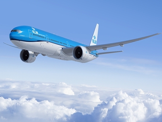 KLM signs deal with Boeing for two 777 jets KLM signs deal with Boeing for two 777 jets