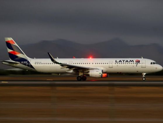 LATAM Airlines Argentina suspends domestic operations