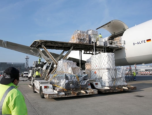 Lufthansa Cargo the first airline to support the electronic dangerous goods declaration standard Lufthansa Cargo the first airline to support the electronic dangerous goods declaration standard