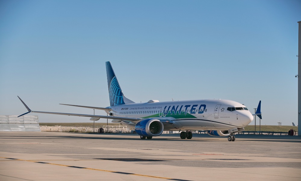 United Airlines operates 100 percent sustainable fuel commercial flight