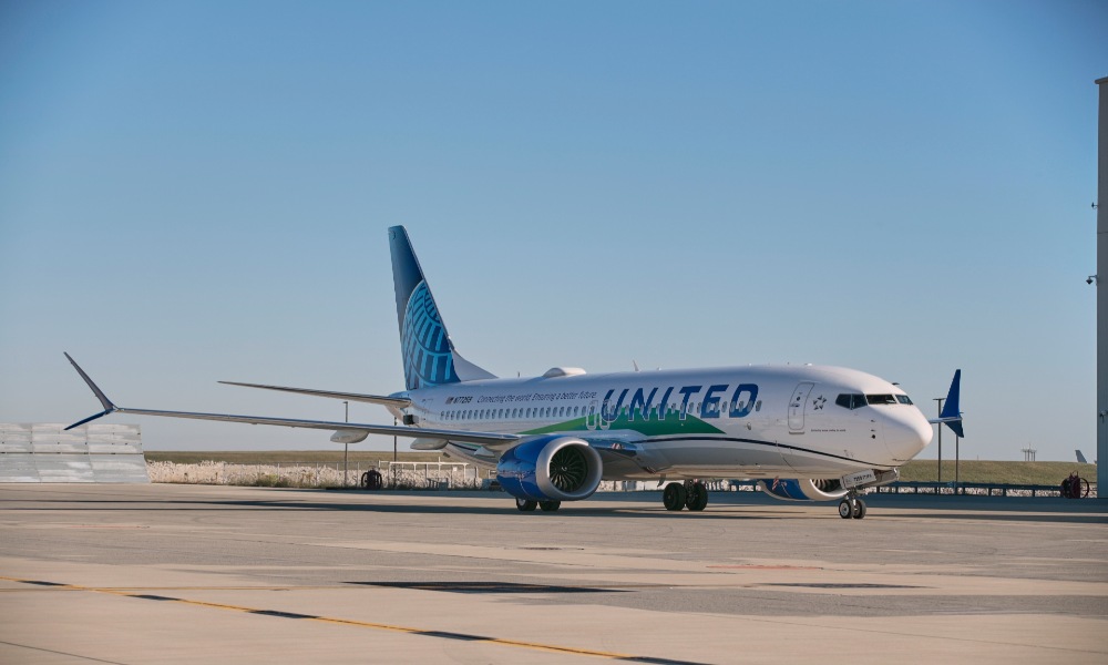 United Airlines operates 100 percent sustainable fuel commercial flight United Airlines operates 100 percent sustainable fuel commercial flight