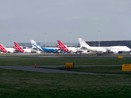 Amsterdam Airport Schiphol sees strong cargo growth in Q1 2017