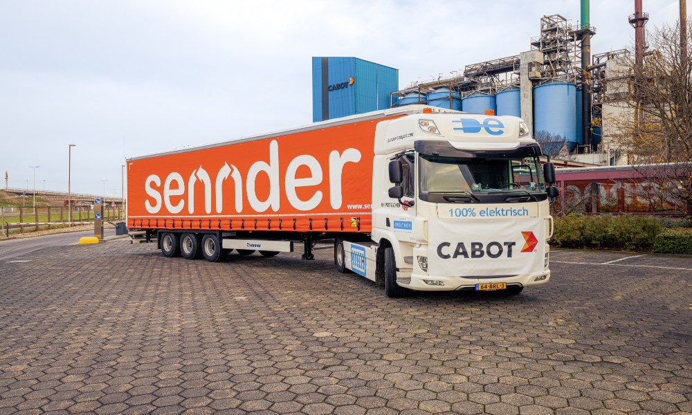 sennder and Cabot Corporation complete transportation with zero-emission electric truck