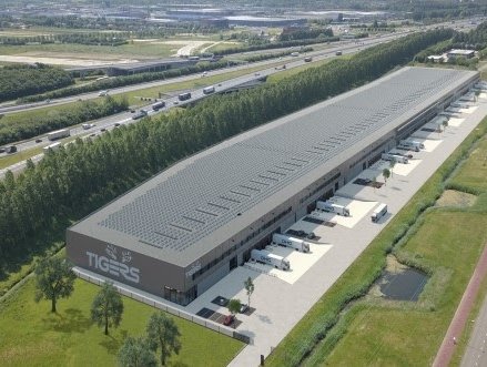 Tigers expands into new 50,000 m2 Rotterdam warehouse Tigers expands into new 50,000 m2 Rotterdam warehouse