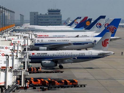 US bans Chinese passenger carriers flying to/from US