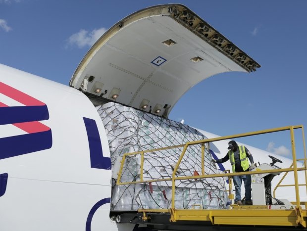 LATAM Cargo flew 12,600 tonnes of fresh flowers from Latin America this Valentine’s season