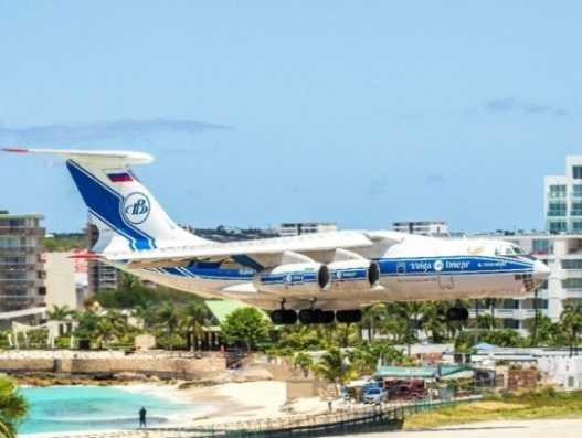 Volga-Dnepr delivered mobile ICU units to the Caribbean