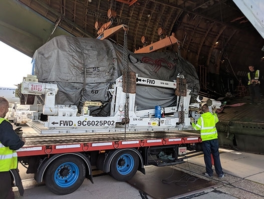 Volga-Dnepr delivers two aero engines and aerospace equipment to London for GECAS