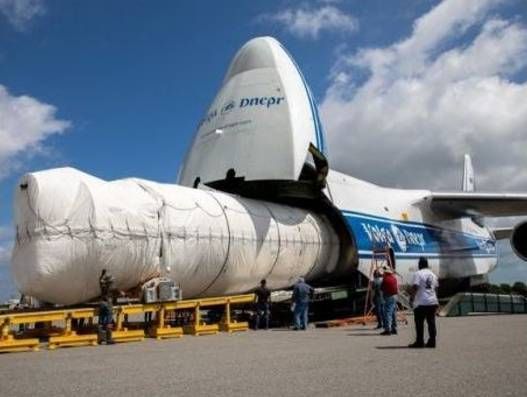 Volga-Dnepr flies 32-meter long rocket booster for NASA