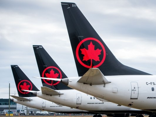 Air Canada stares at $1 billion net loss in Q1 2020