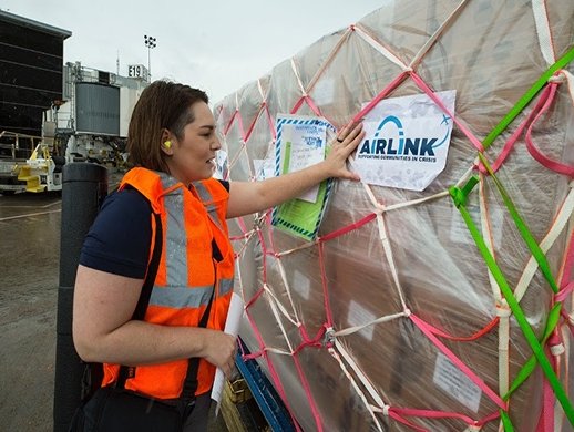 Airlink relief flight lands in Bahamas Airlink relief flight lands in Bahamas