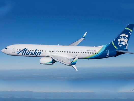 Alaska Airlines promotes Shane Tackett to EVP, planning and strategy