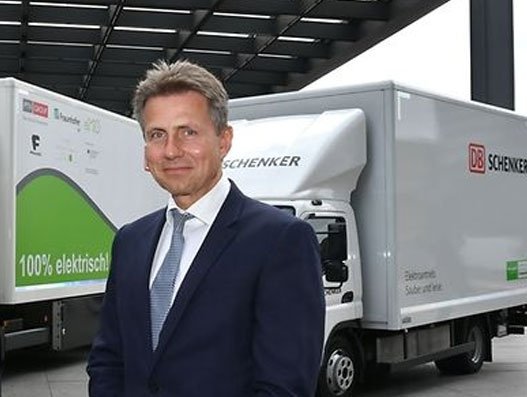 Alexander Doll to leave DB management board over differences in opinion Alexander Doll to leave DB management board over differences in opinion