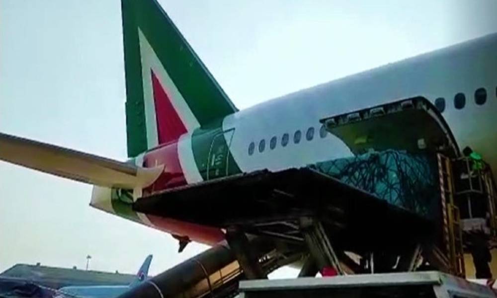 Alitalia Cargo, Air Logistics Group uplift record 58 tonne cargo from Delhi to Rome