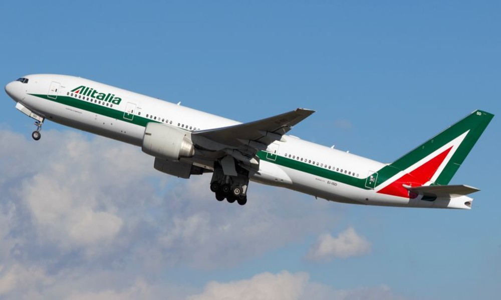 Alitalia transports 3 million doses of anti-meningitis vaccines from Italy to Brazil