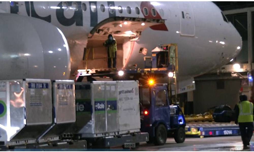 American Airlines transports its first Covid-19 vaccine shipment from Chicago to Miami