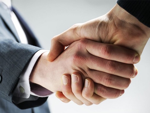 Mitsubishi extends contract with Yusen Logistics Mitsubishi extends contract with Yusen Logistics