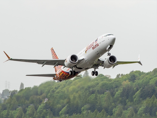 Boeing delivers first 737 MAX to Malindo Air