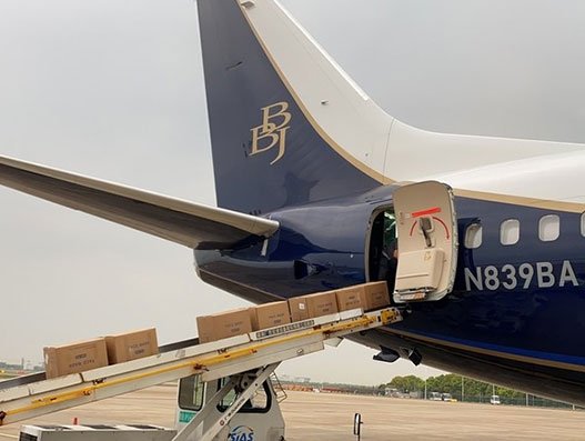 Boeing transports 540,000 face masks to New Hampshire Boeing transports 540,000 face masks to New Hampshire