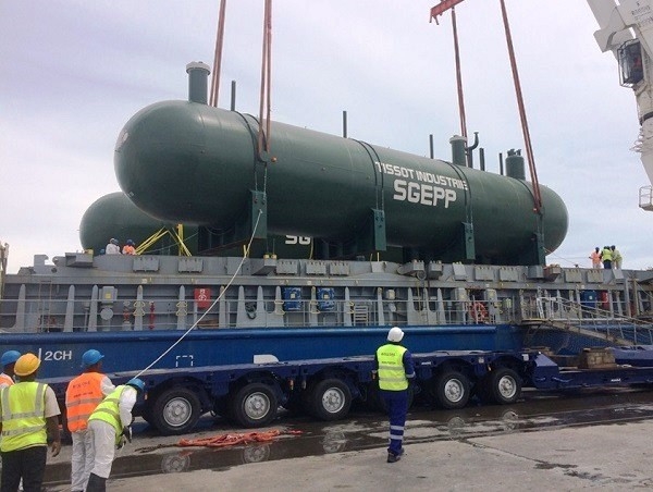Bolloré Logistics in transportation of two tanks from France to Gabon Bolloré Logistics in transportation of two tanks from France to Gabon