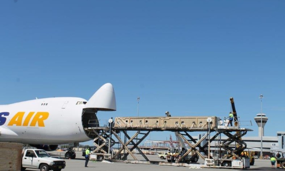 Chapman Freeborn transports 92-tonne industrial equipment cargo to Australia Chapman Freeborn transports 92-tonne industrial equipment cargo to Australia