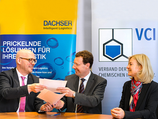 Chemical Industry Association VCI extends contract with Dachser