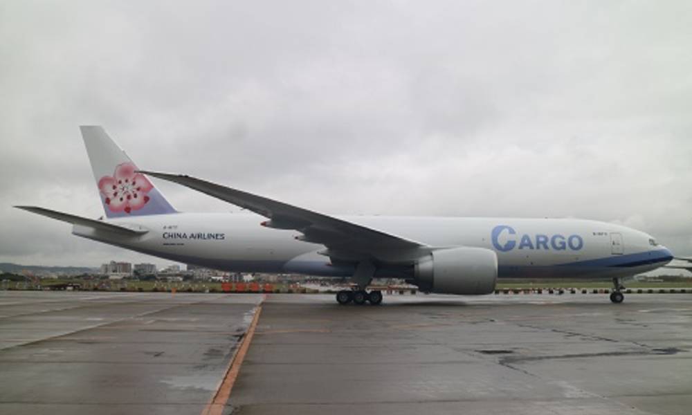 China Airlines takes delivery of first Boeing 777 freighter China Airlines takes delivery of first Boeing 777 freighter