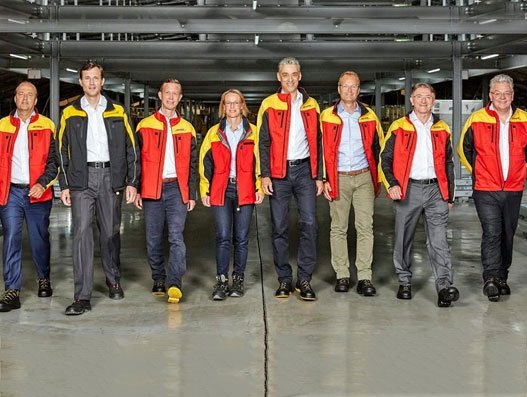 DP DHL Group steers digitalisation drive; invests EUR 2 billion in digital transformation DP DHL Group steers digitalisation drive; invests EUR 2 billion in digital transformation