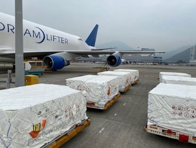 Boeing Dreamlifter delivers 1.5 million face masks to US