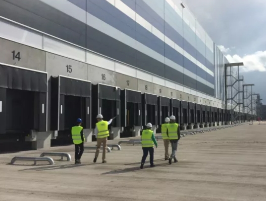 DSV starts operating Primark’s distribution centre in the Netherlands