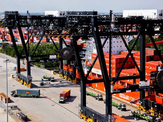 Port Everglades sets new record in cargo volume in December 2016; highest in 90 years
