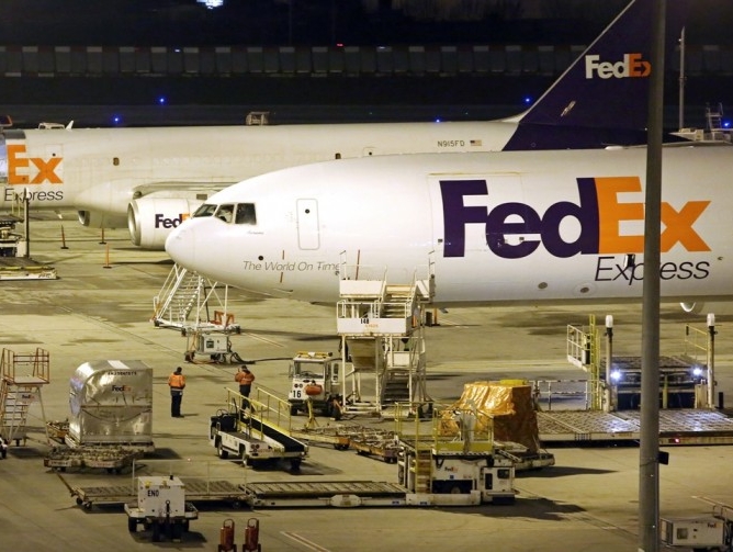 FedEx Express receives new environmental certification in Paris-Charles de Gaulle