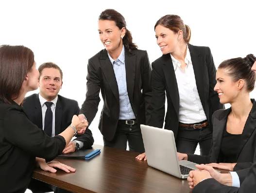 GEODIS aims for 25% of its leadership positions to be held by women by 2023 GEODIS aims for 25% of its leadership positions to be held by women by 2023