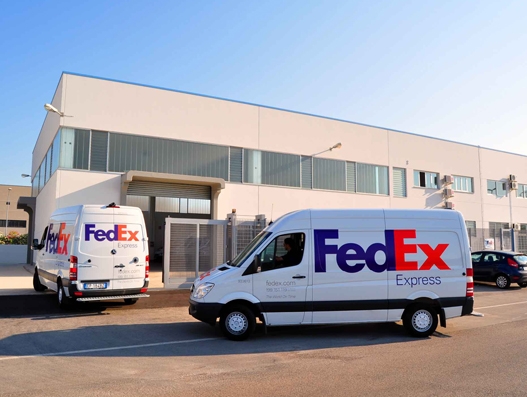 FedEx extends express air transportation contract with United States Postal Service